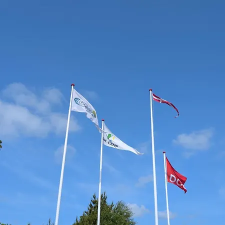 مكان تخييم Henneby - هين ستراند